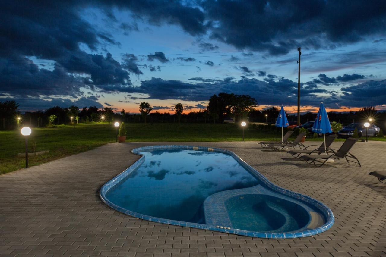 Hotel Sunrise Kalekovets Exterior foto
